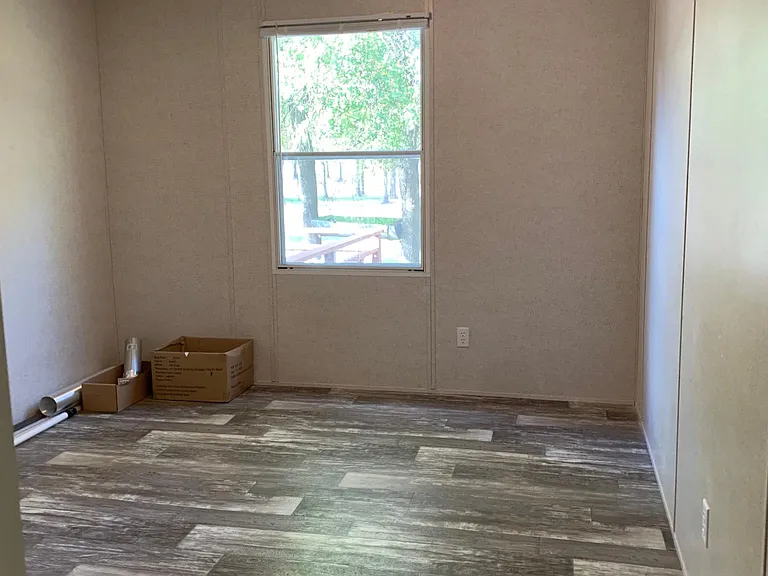 1450 Oak Ridge Est — Photo 13