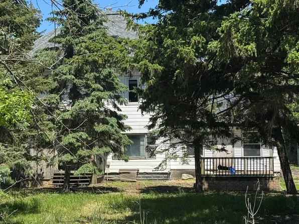 12628 50th St, Oelwein, IA 50662