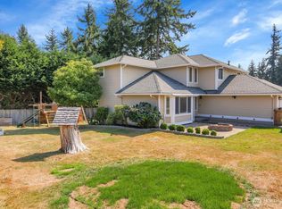 17217 Larch Way, Lynnwood, WA 98037
