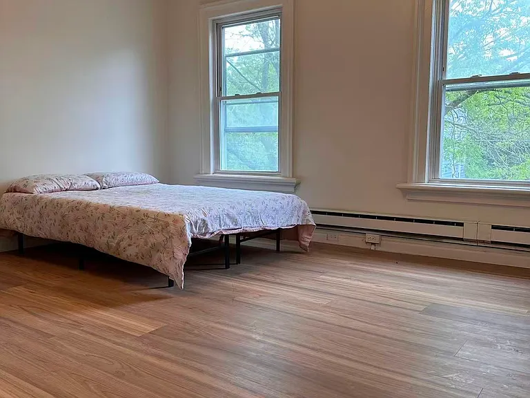 18 Eld St #2B — Photo 3