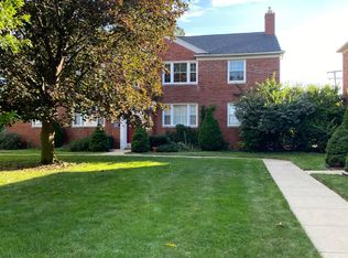 21909 Snow Ave, Dearborn, MI 48124