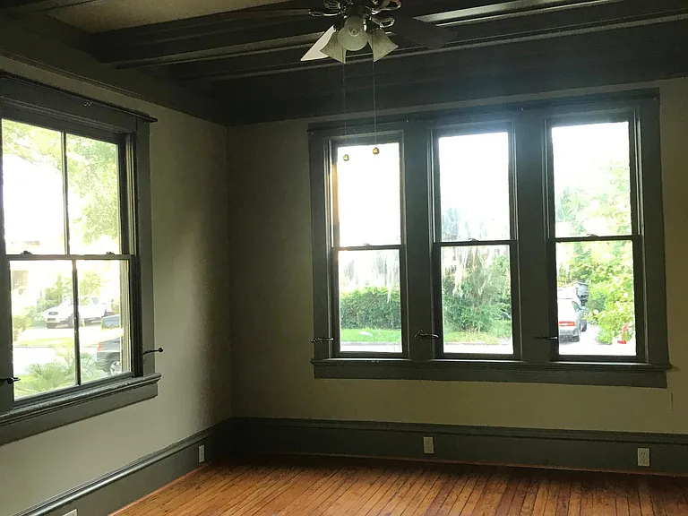 1220 E Duffy St — Photo 7