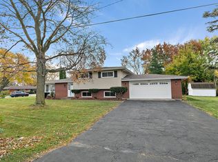 163 E Devon Ave, Bartlett, IL 60103