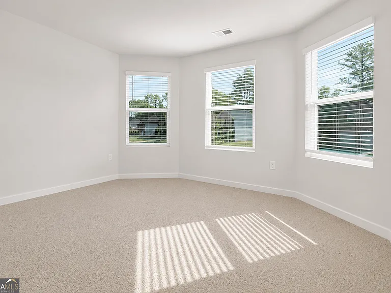 1129 Bluecoat Cir — Photo 3