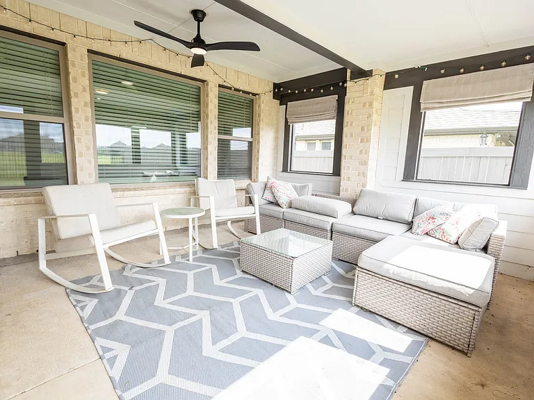 4709 Mayflower Dr — Photo 18
