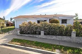 1st image of 7595 San Vicente St