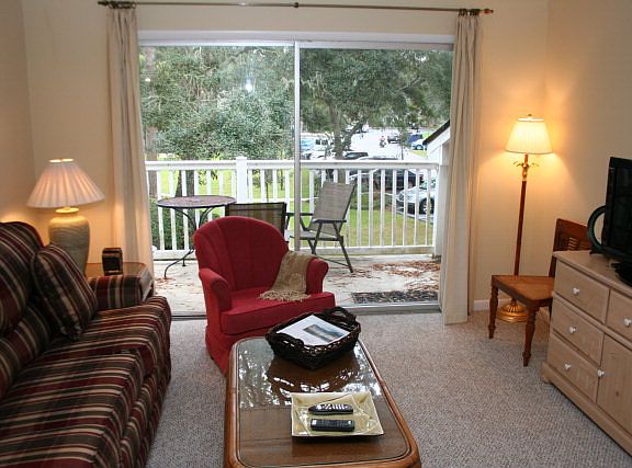 2nd image of 850 Mallery St #12H
