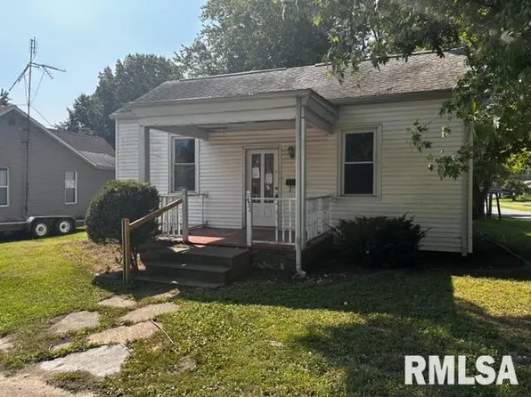 431 W 2nd South St, Carlinville, IL 62626