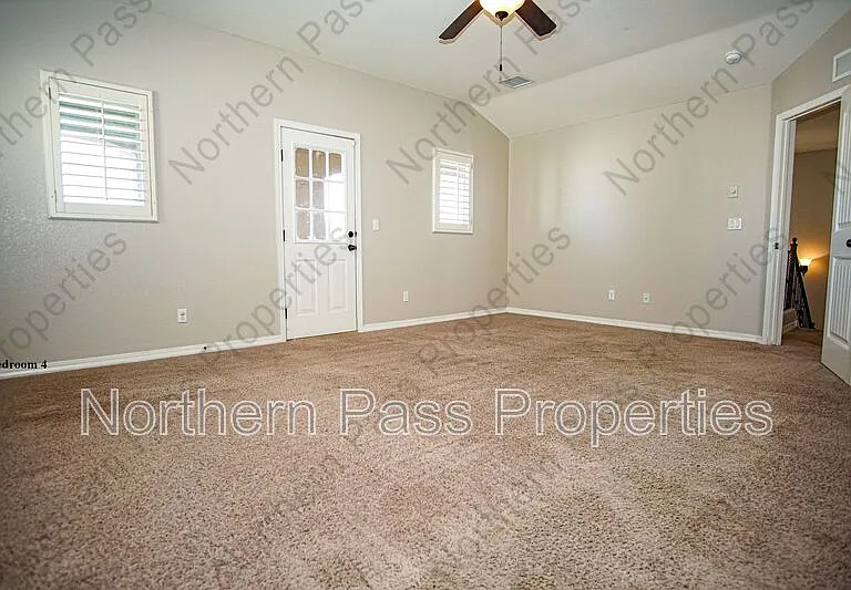 13482 Bradford St — Photo 25