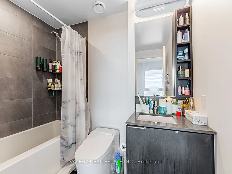 1000 Portage Pkwy #2305 — Photo 22