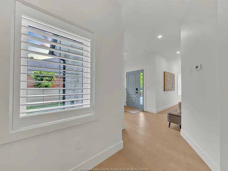 281 Brighton Rd — Photo 10