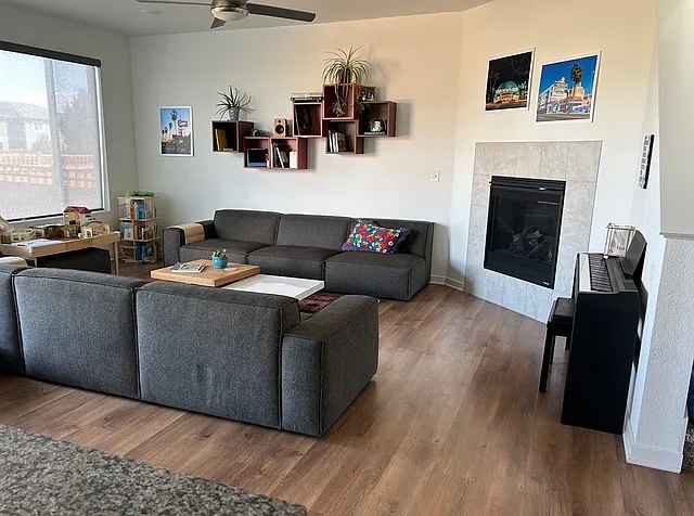 Living Room with gas fireplace