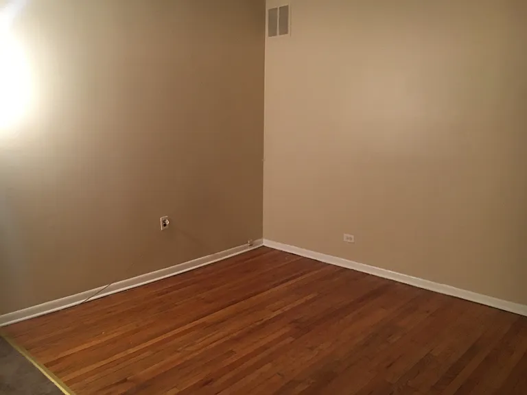 2900-04 N Laramie Avenue W George St #1L — Photo 8