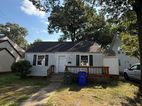 2628 Bapaume Ave, Norfolk, VA 23509