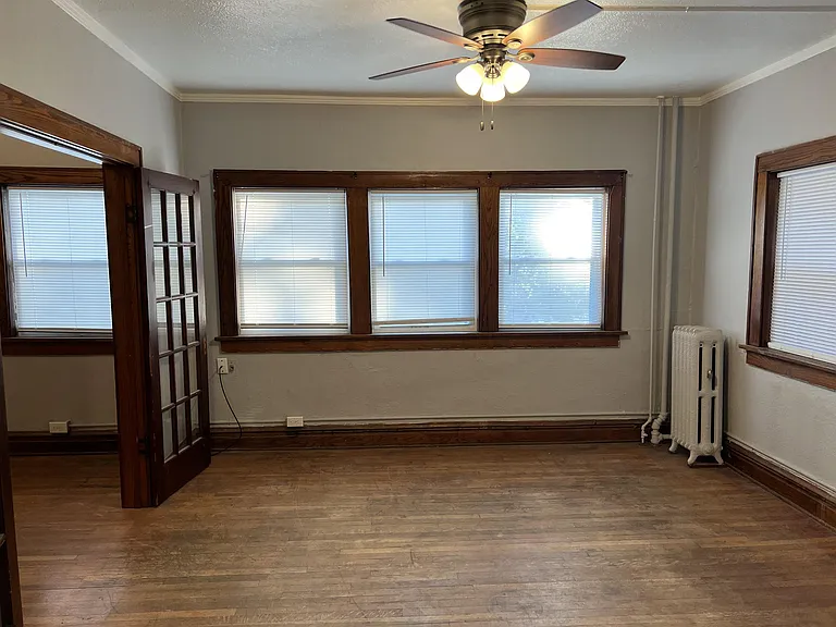 2900-2902 Cottage Dr #203-2902 — Photo 2