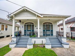 8630 Apple St, New Orleans, LA 70118