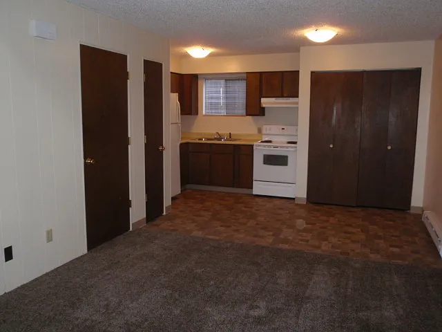 1031 Charlo St #B — Photo 4