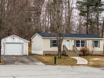 9 True Lane, Seabrook, NH, 03874