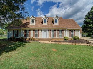 462 Litchfield Dr, Moore, SC 29369