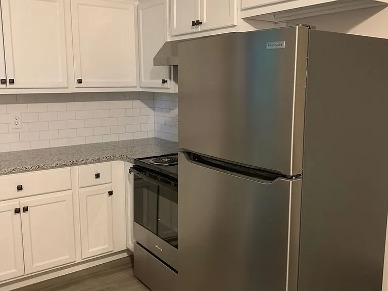 5306-5308 Grovewood Pl — Photo 4