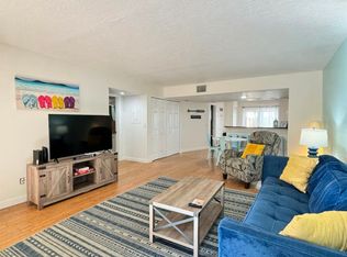 1277 S Orlando Ave APT 1B, Cocoa Beach, FL 32931