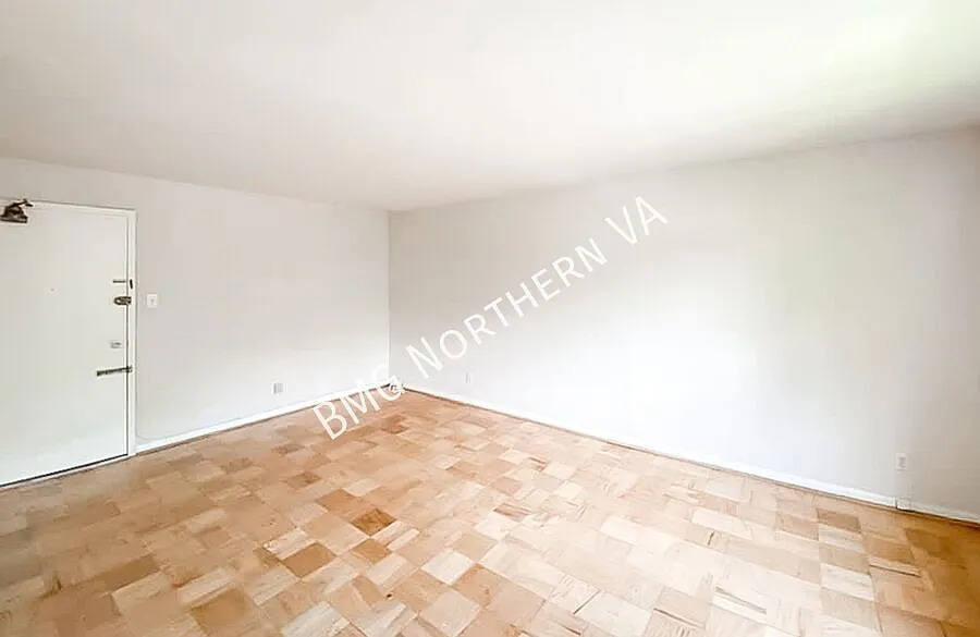 Sun-Filled And Bright Studio Apartment With 1 Bathroom In Much Sought After Palisades In DC with ... — Photo 3