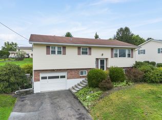 940 Schuyler St, Endicott, NY 13760