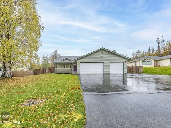 2344 N Thunder Gulch Cir, Palmer, AK 99645
