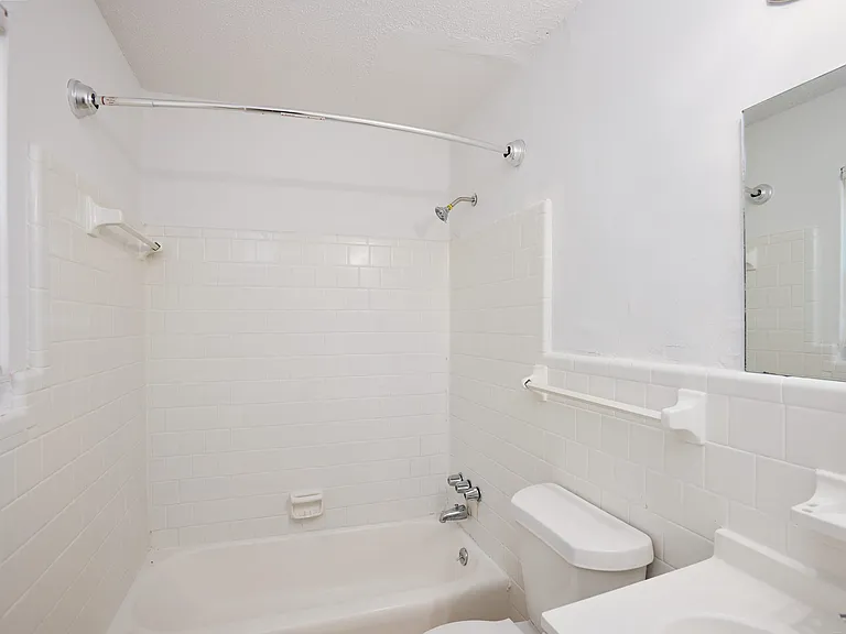 1171 Woodland Avenue Northeastunit #3 — Photo 5