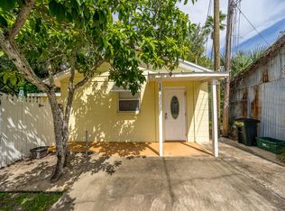 18 W Orange St, Tarpon Springs, FL 34689