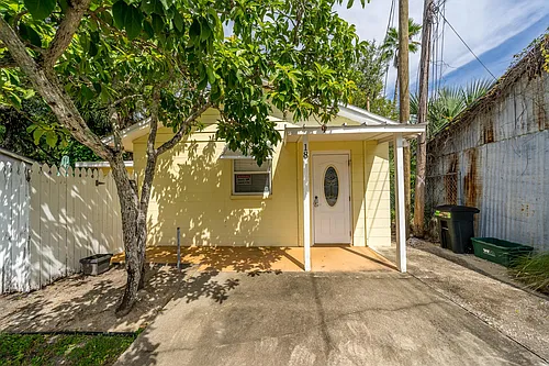 18 W Orange St Photo 1