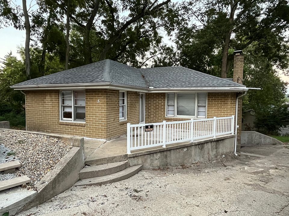 1st image of 5 Louise Ct