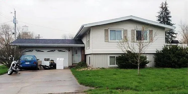 315 Maple St photo 1