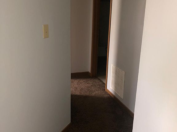 4th image of 203 Lakeshore Dr #203