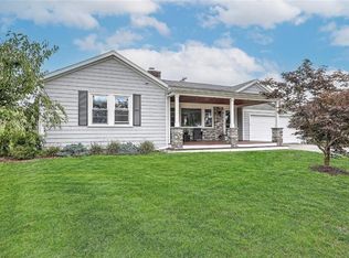 59 Beech Tree Rd, Rumford, RI 02916