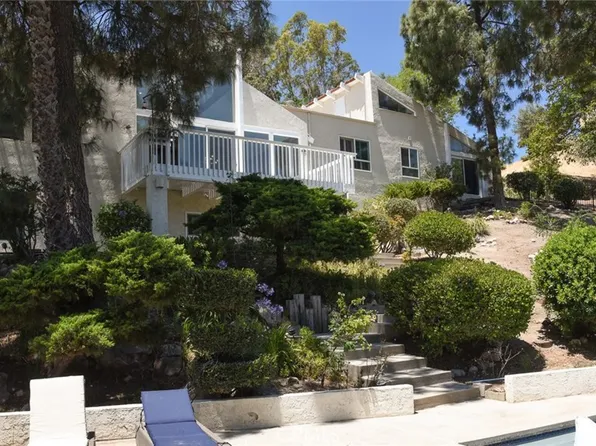 2 Wrangler Ln, Bell Canyon, CA 91307