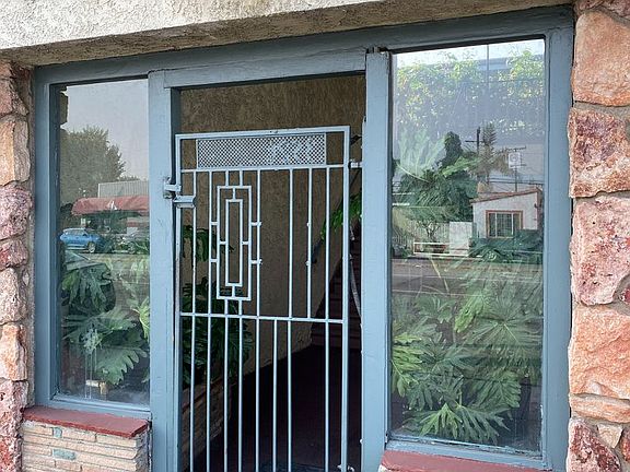 2nd image of 1518-40 E Artesia Blvd #7