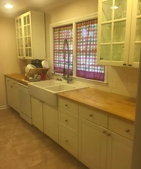 1634 Twin Pines Dr — Photo 2
