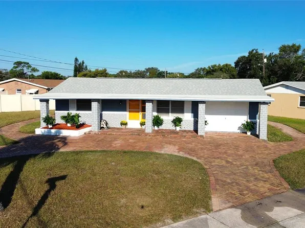 5307 Forest Hills Dr, Holiday, FL 34690