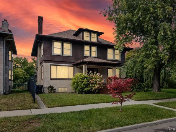 618 Burlingame St, Detroit, MI 48202
