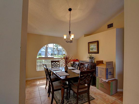 3rd image of 2013 Blue Heron Dr