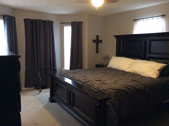 4th image of 1127 Flowers Ct