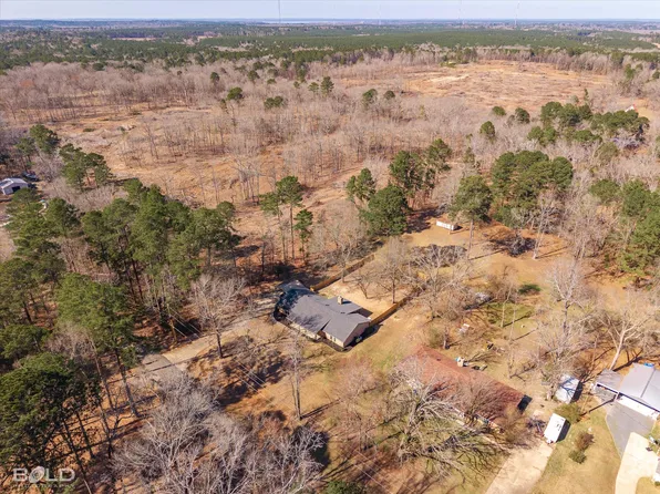 7568 Whistler Dr, Shreveport, LA 71107