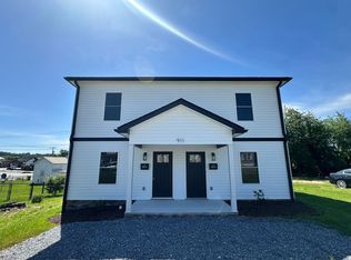 911B 7th St, Altavista, VA 24517