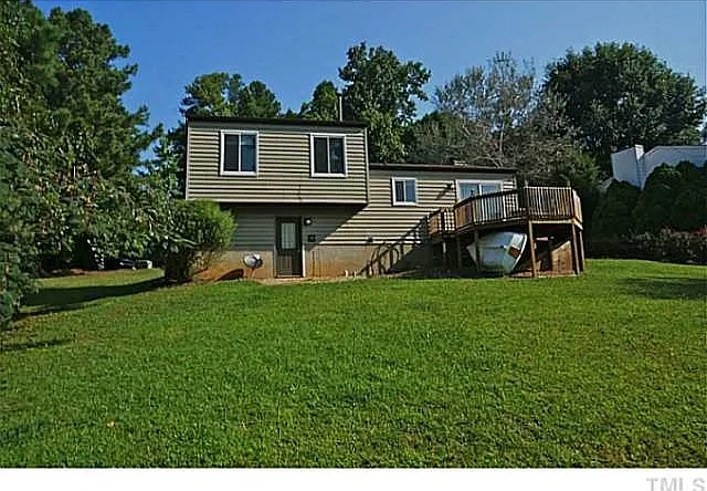 104 Wyatts Pond Ln — Photo 2