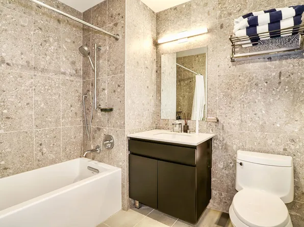 151 Bay Street image 15 of 30