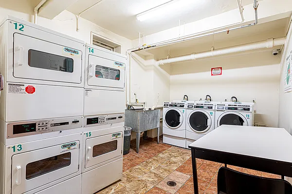 Sold by Yup Realty LLC | media 48