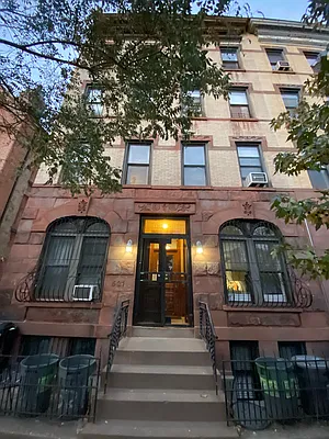 Sold by Compass | media 28