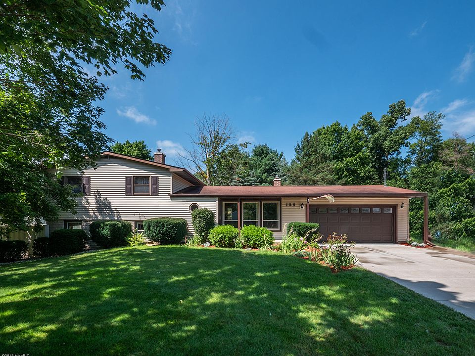 1st image of 129 Beaumont Dr