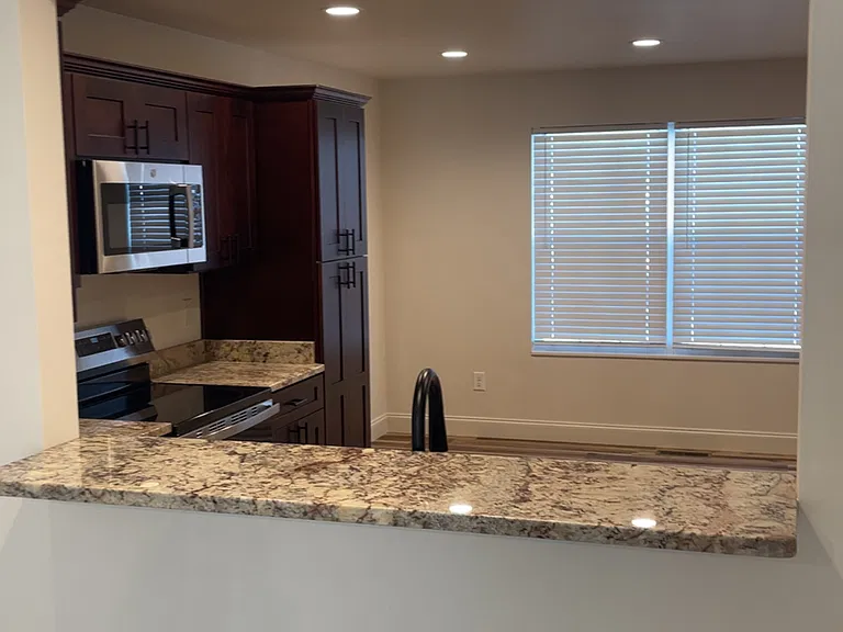 144 Hillridge Ct — Photo 3